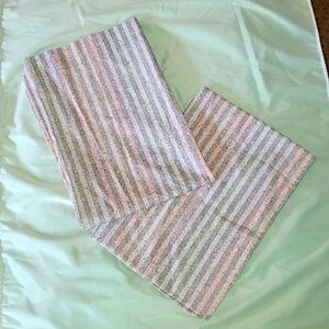 2 vantage standard pillowcases